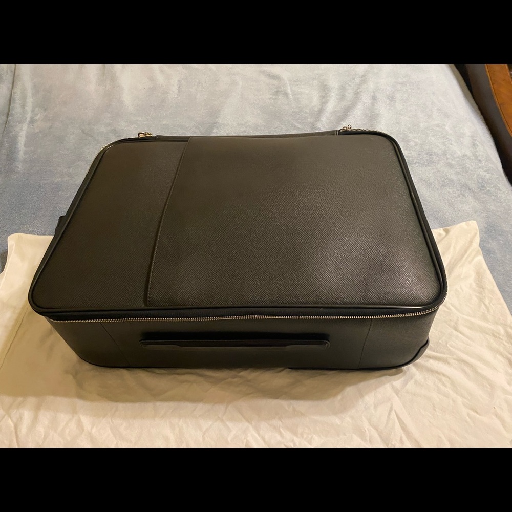 Louis Vuitton Ardoise Taign Pecase Suit Case